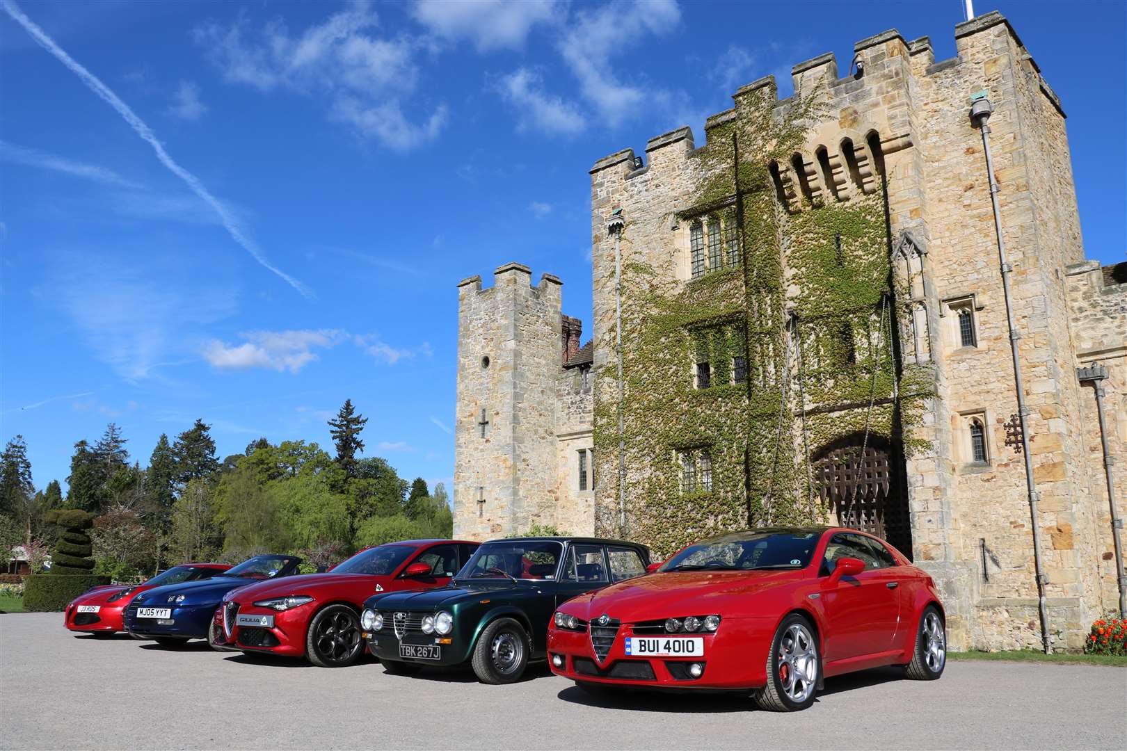 Enjoy classic cars in classic surroundings. Picture courtesy of Hever Castle & Gardens