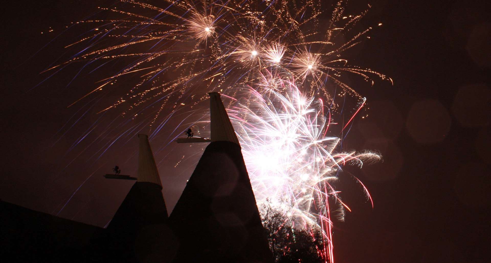 Bonfire Night at Kent Life starts with jaw-dropping fire performances. Picture: Kent Life