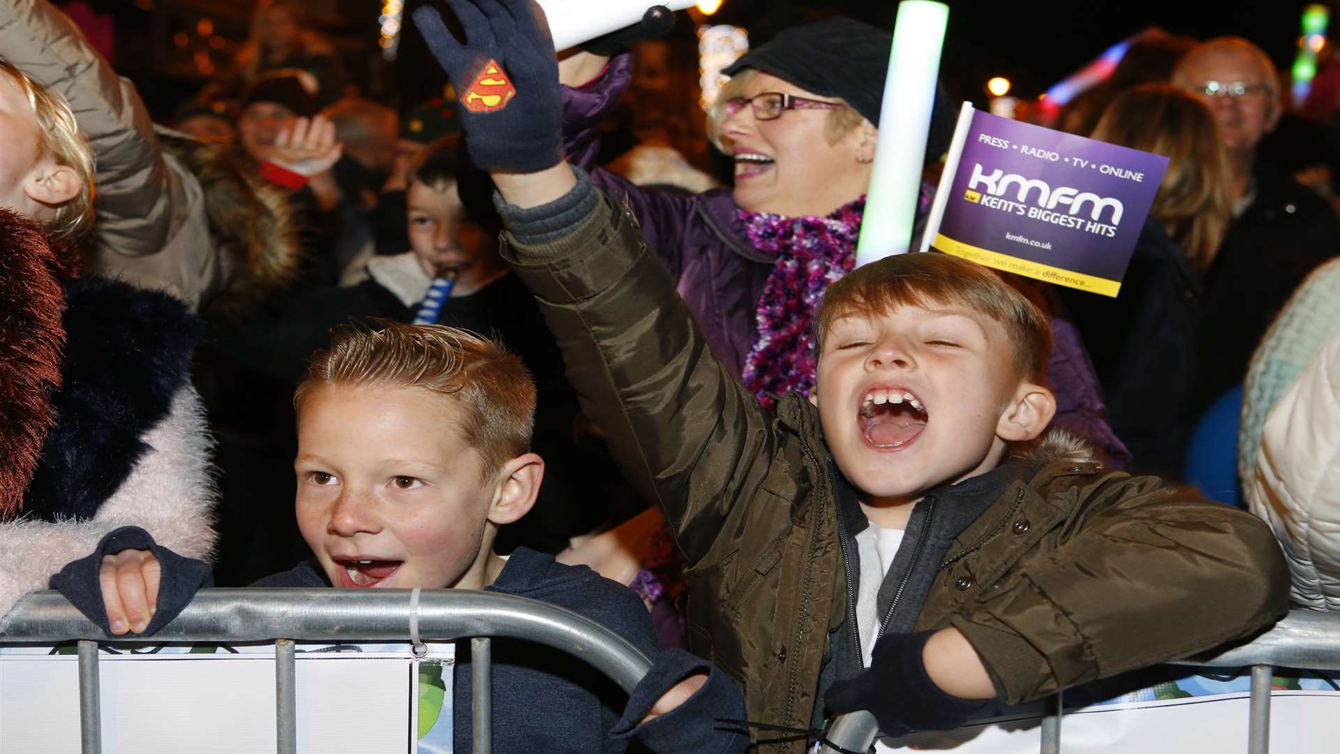 Youngsters enjoy the Paddock Wood switch-on in 2016