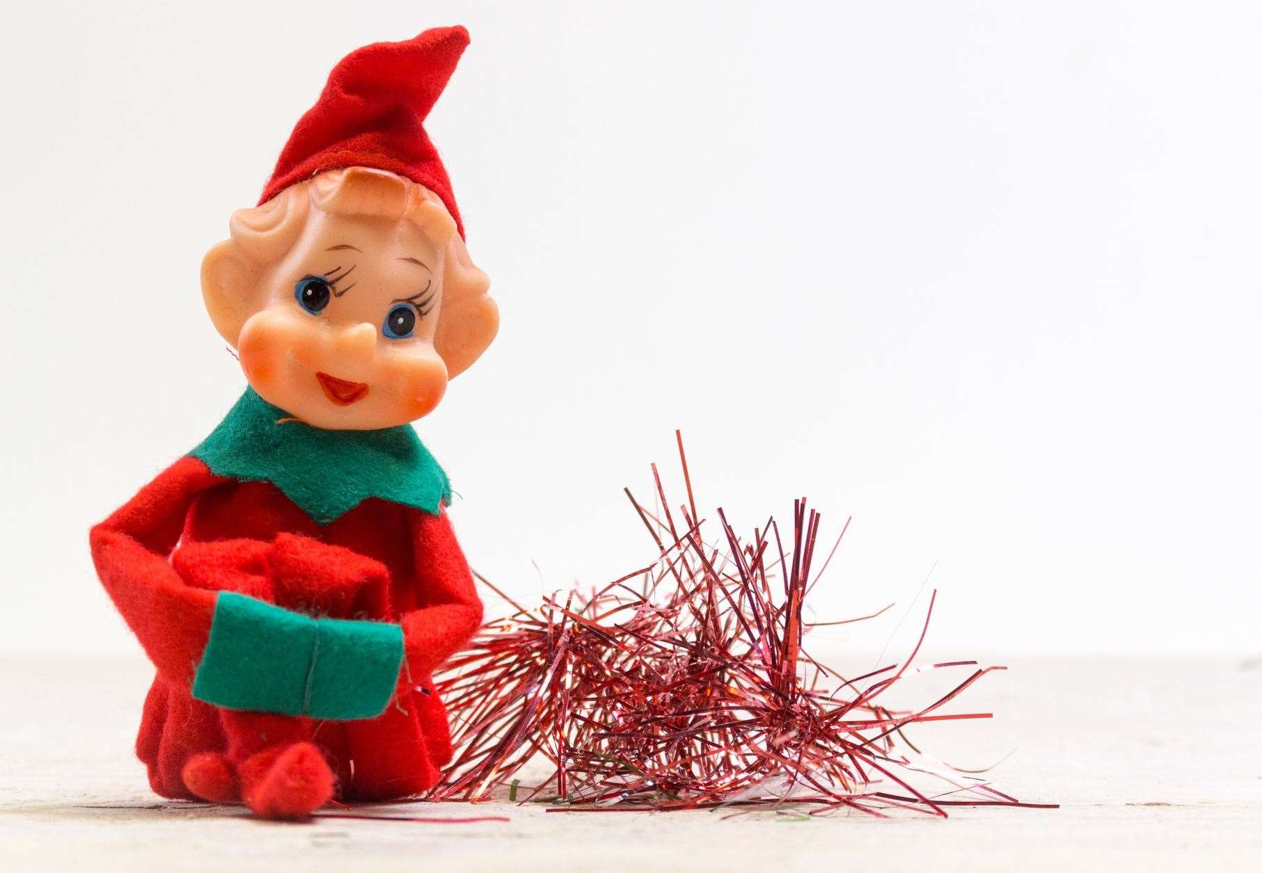 Tiny visiting elves are becoming a popular tradition. Image: iStock/Cindy Shebley.