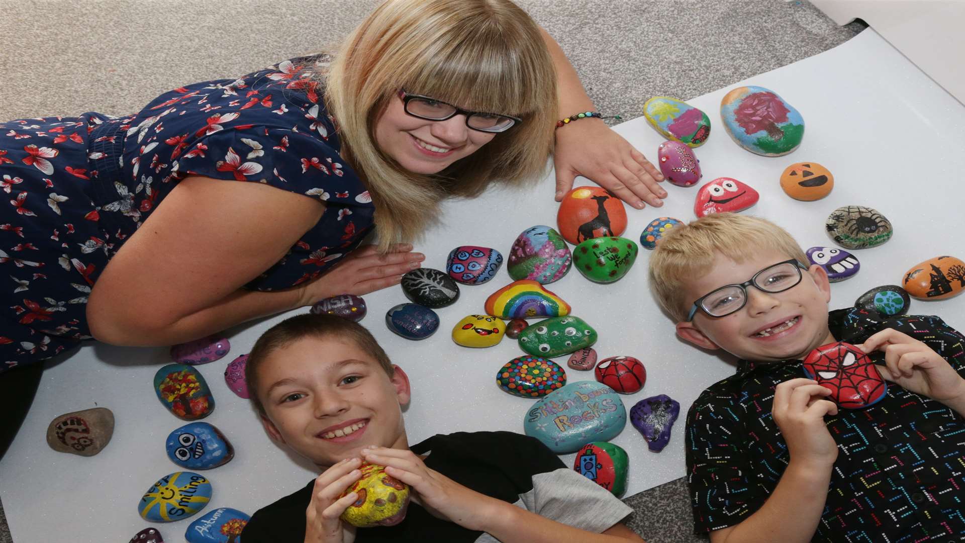 The family have painted rocks and plan to hide them around Sttingbourne