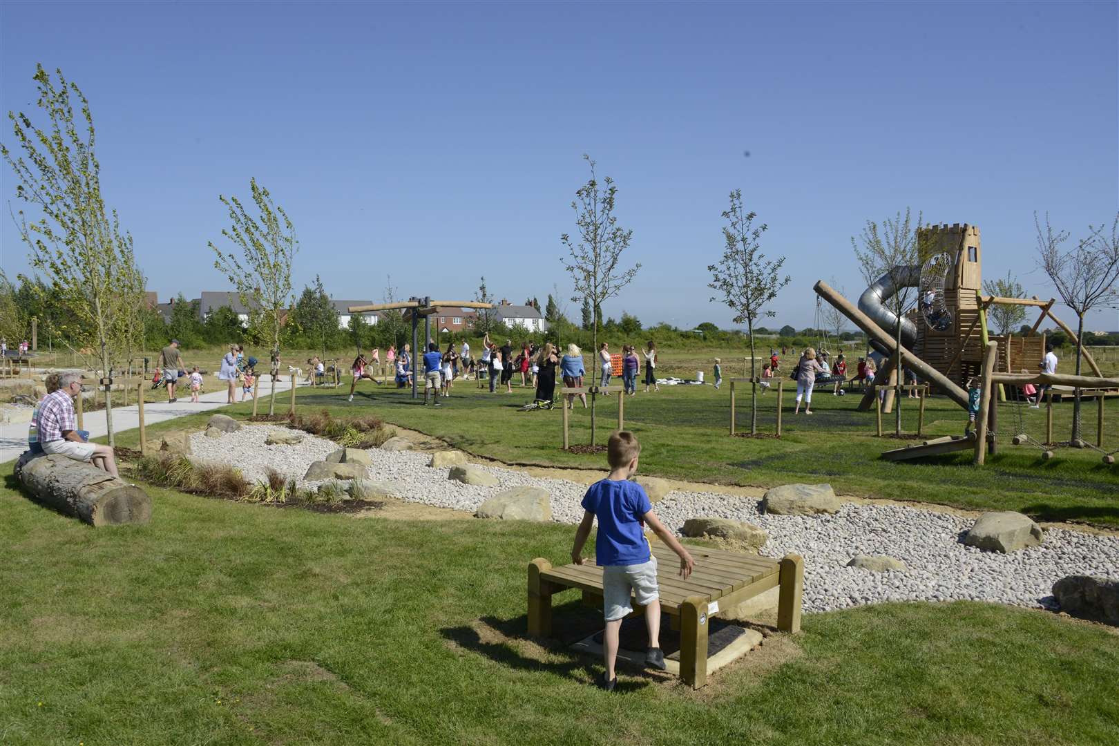 Bridgefield Park and play area