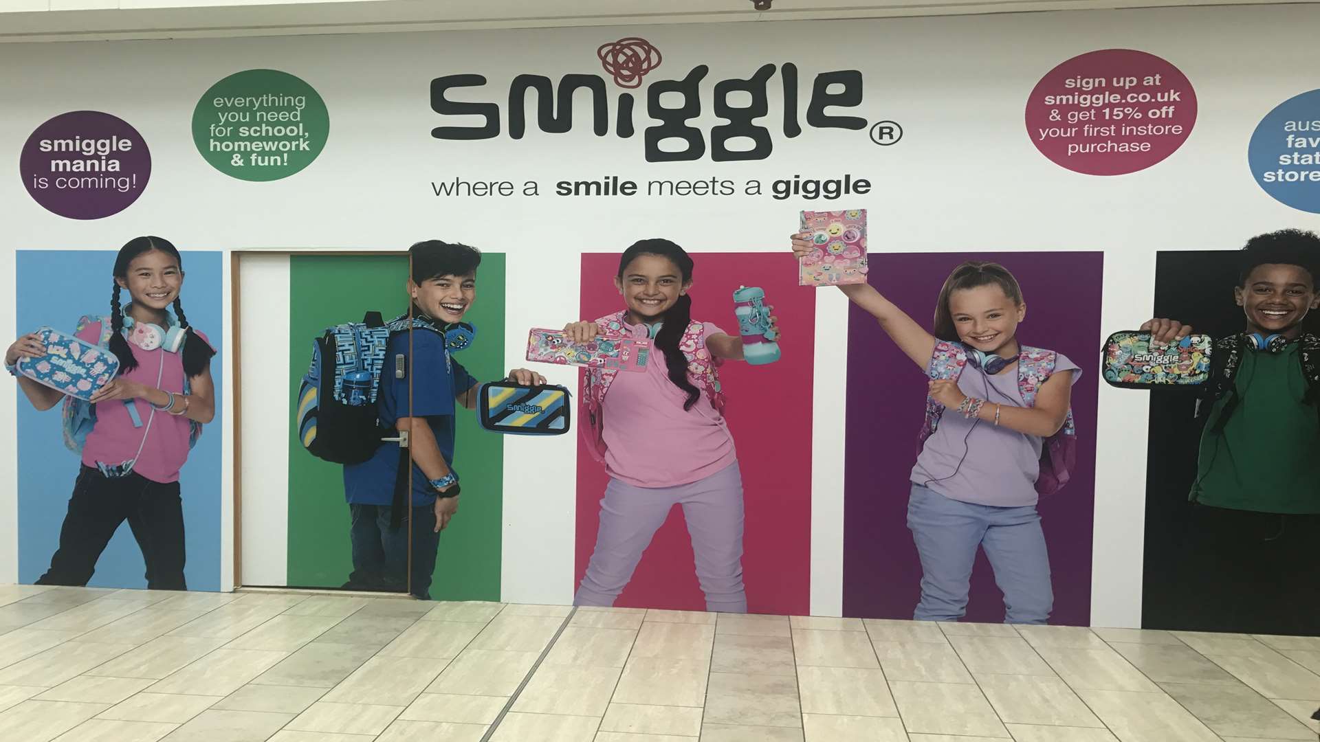 Smiggle dating website