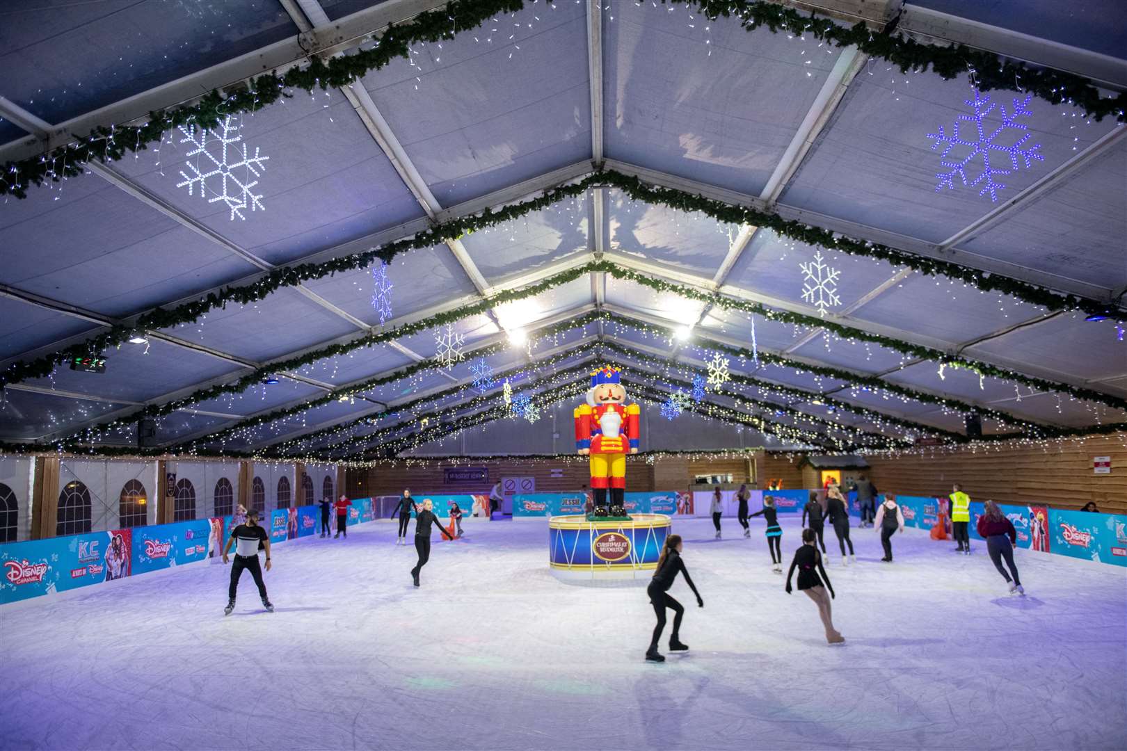 Bluewater has confirmed the return of its ice rink