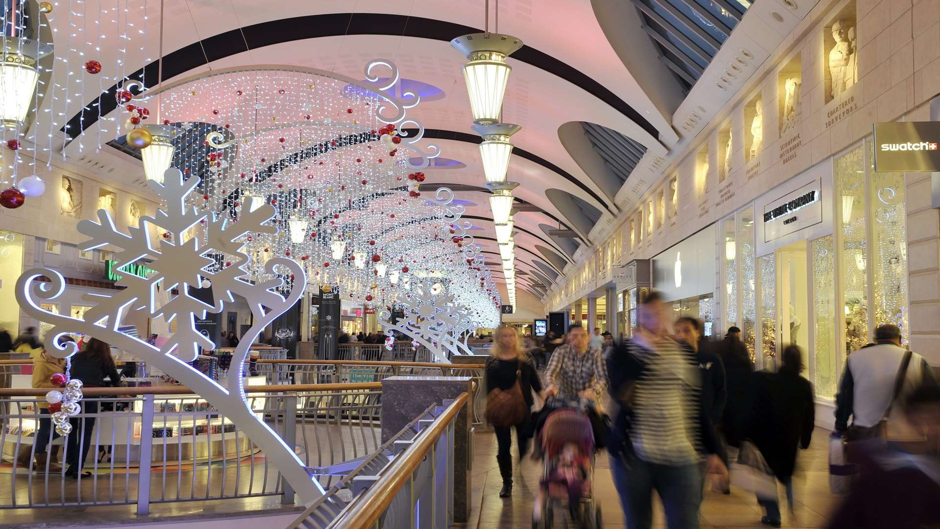 The fireworks and lights switch-on kick-start Christmas celebrations at Bluewater. Photograph courtesy of: Nick Johnson/ The Imageworks