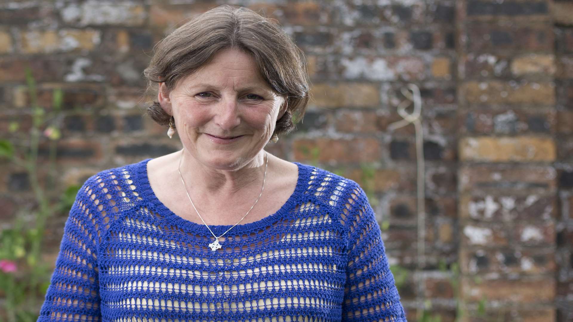 Expert forager and mum-of-six Fiona Bird