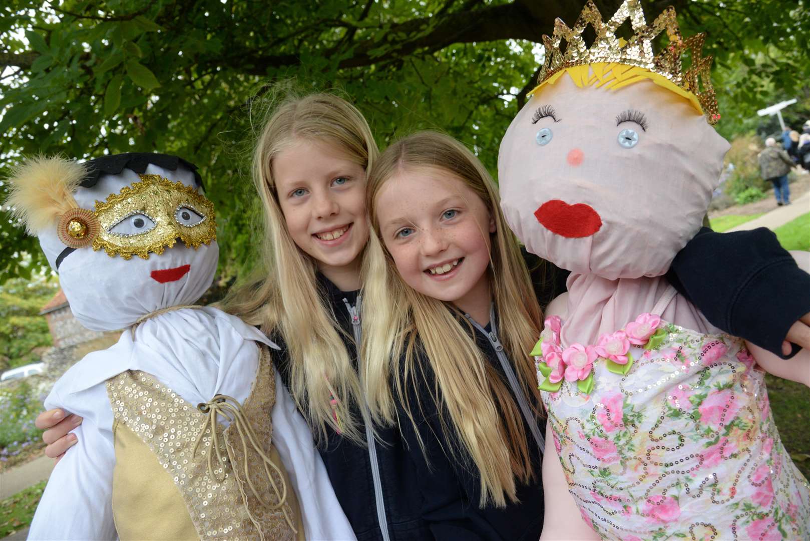 Emily Andres and Rubu Gurney at last year's Scarecrow Trail in the Westgate Gardens