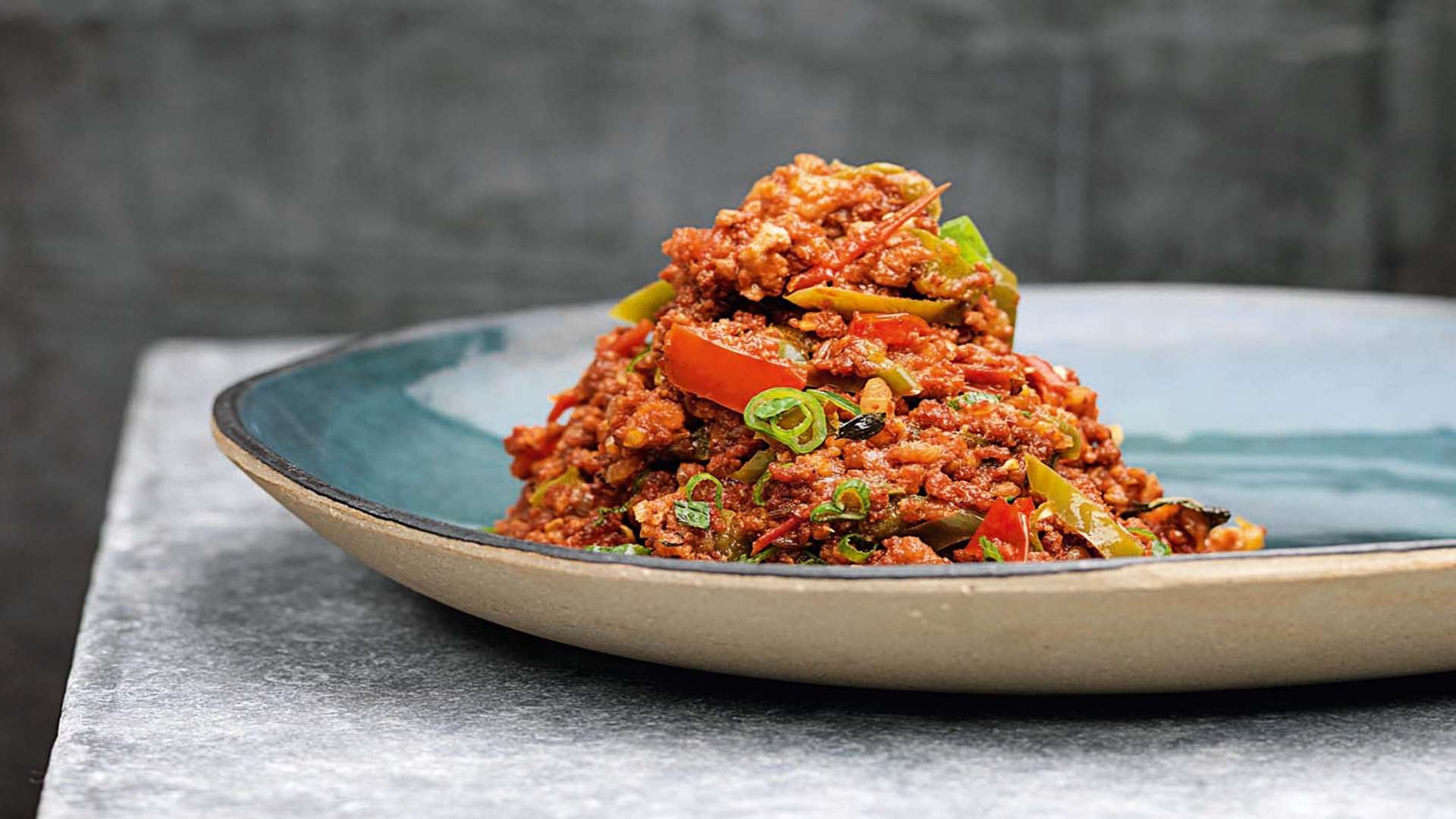 Tom's "phenomenal" green chilli con carne