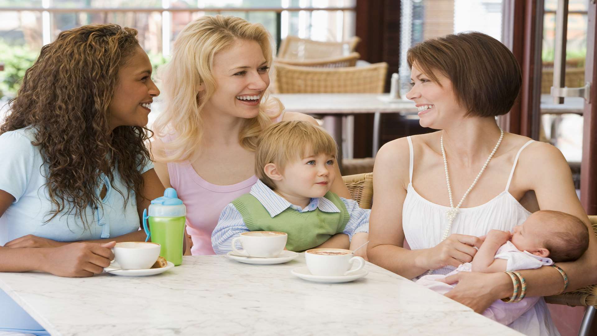App will put mums in touch for coffee and play dates