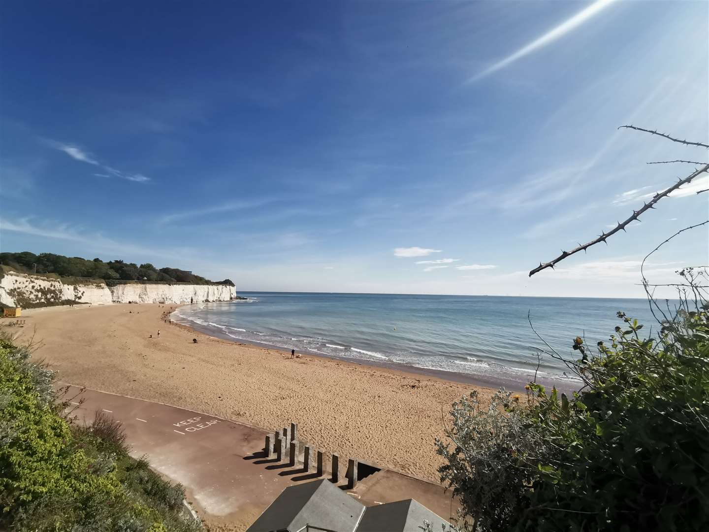 Stone Bay in Broadstairs has received a Blue Flag