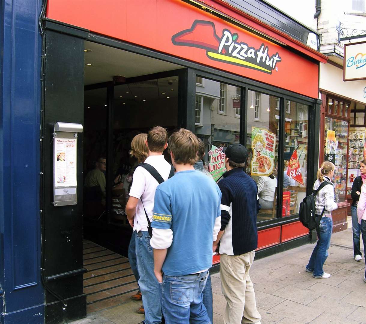 Pizza Hut in Canterbury, pictured in 2005