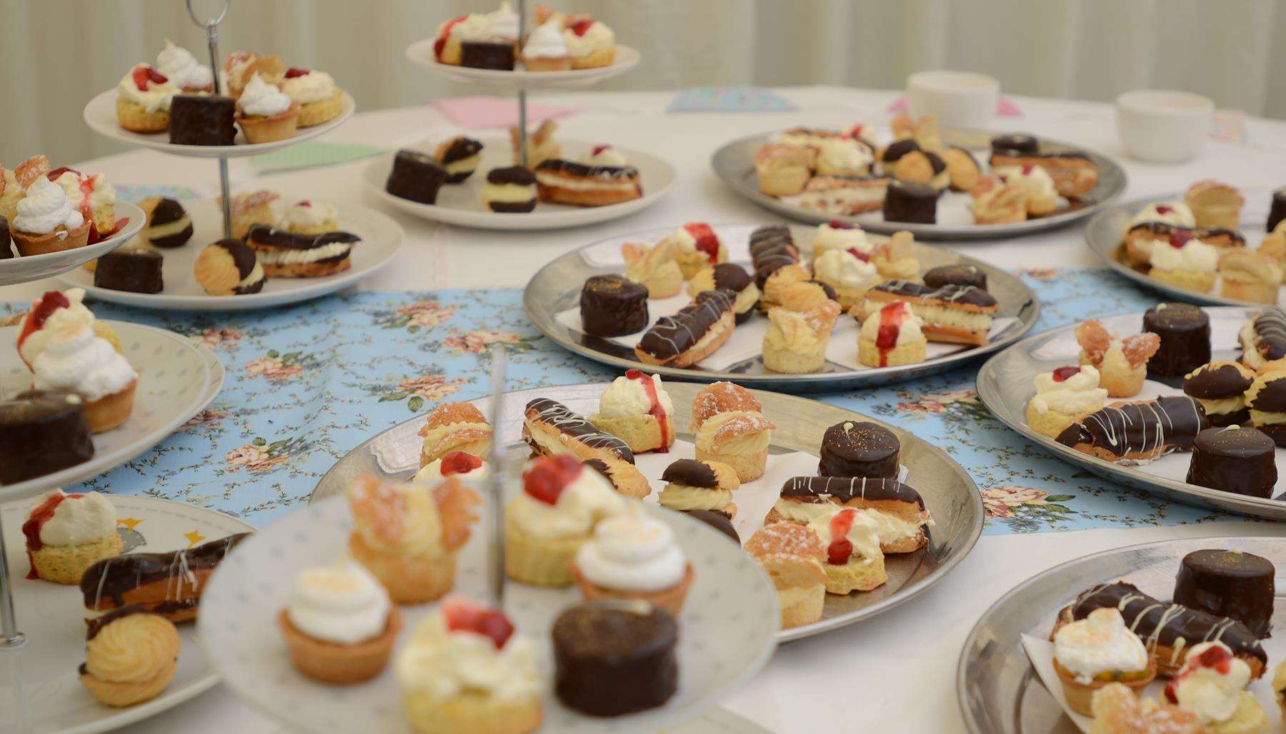 Enjoy a vintage cake or two this weekend