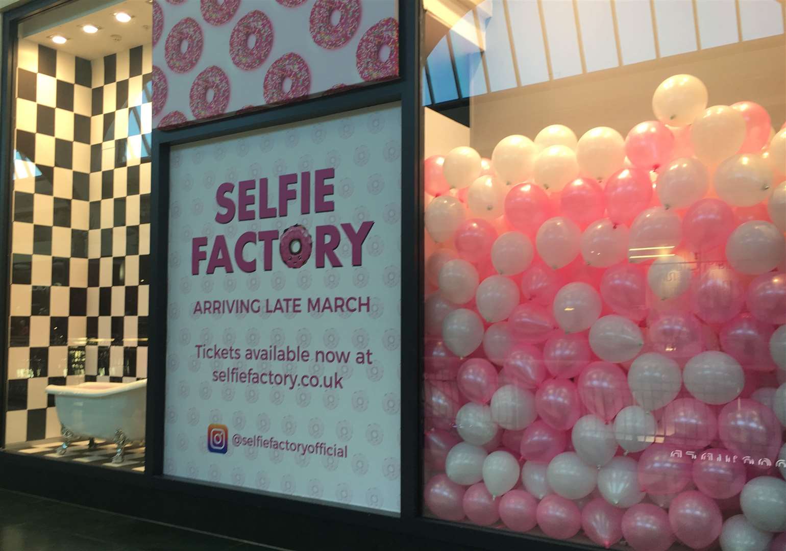 The Selfie Factory will close in May