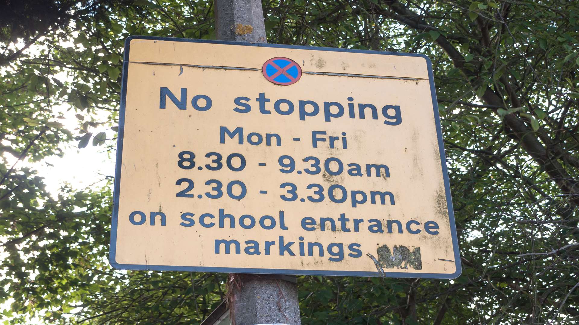 Parking restrictions are a problem for parents at many Kent schools