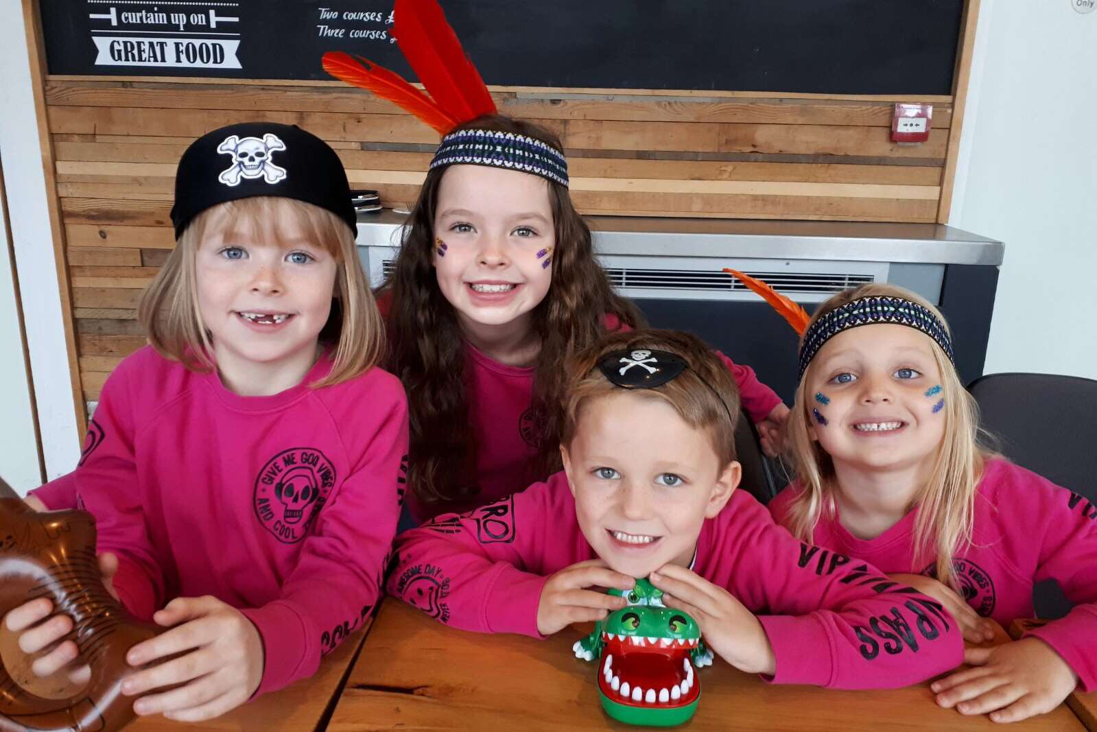 Taking along their own swashbuckling game, Amber, Phoebe, Oscar and Liv challenged Gemma to a game with the snapping crocodile.