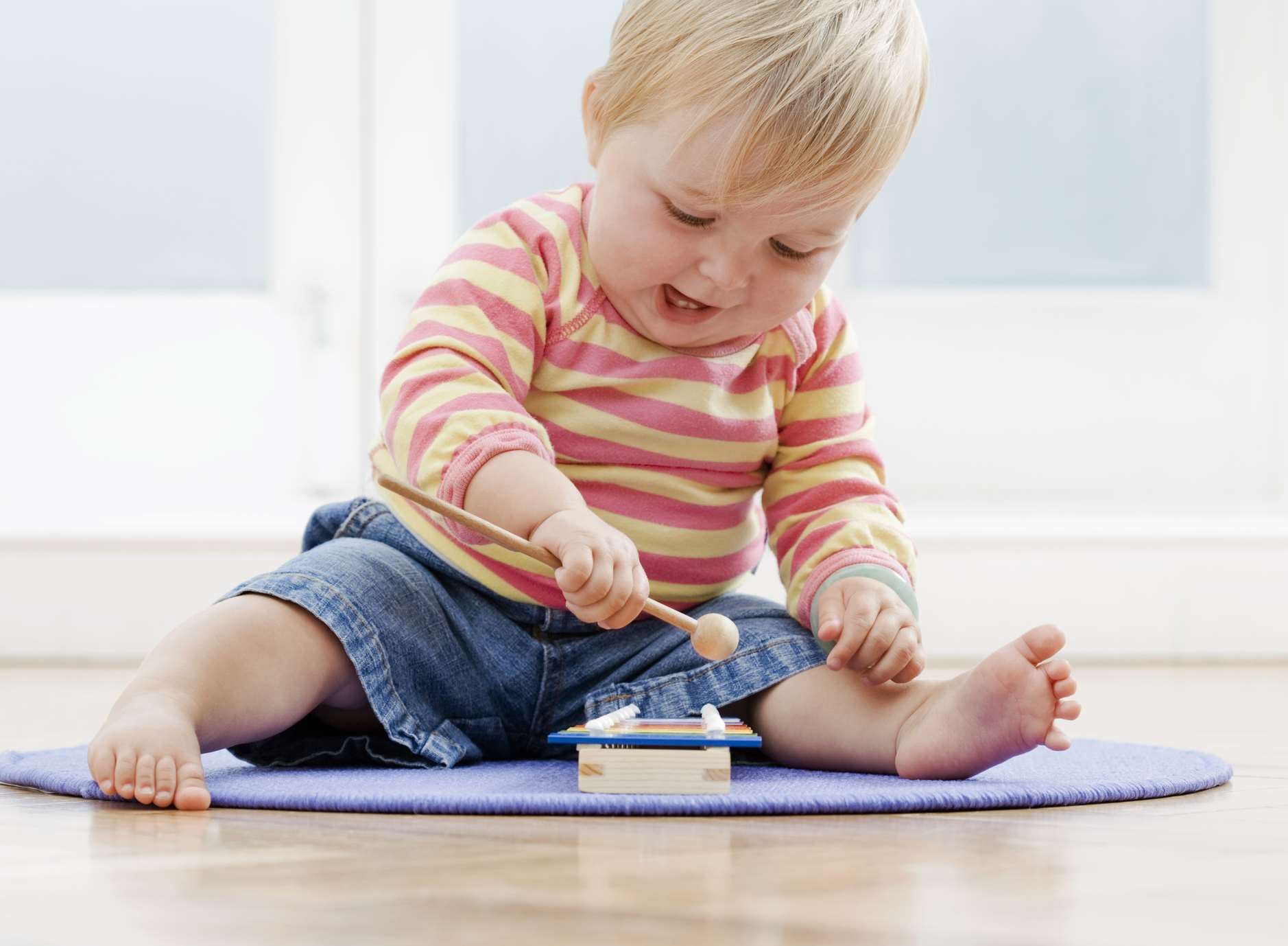 Musical Bumps is designed to give babies, toddlers and pre-school children an early introduction to music