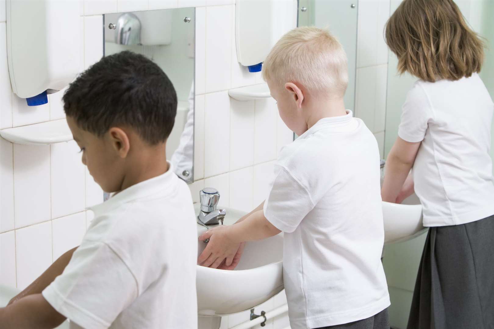Hand washing is key to keeping your children healthy this autumn