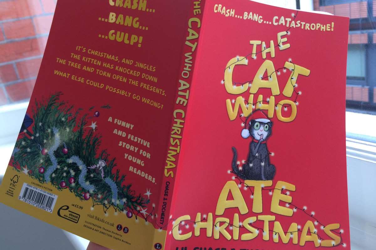 The Cat Who Ate Christmas by Lil Chase