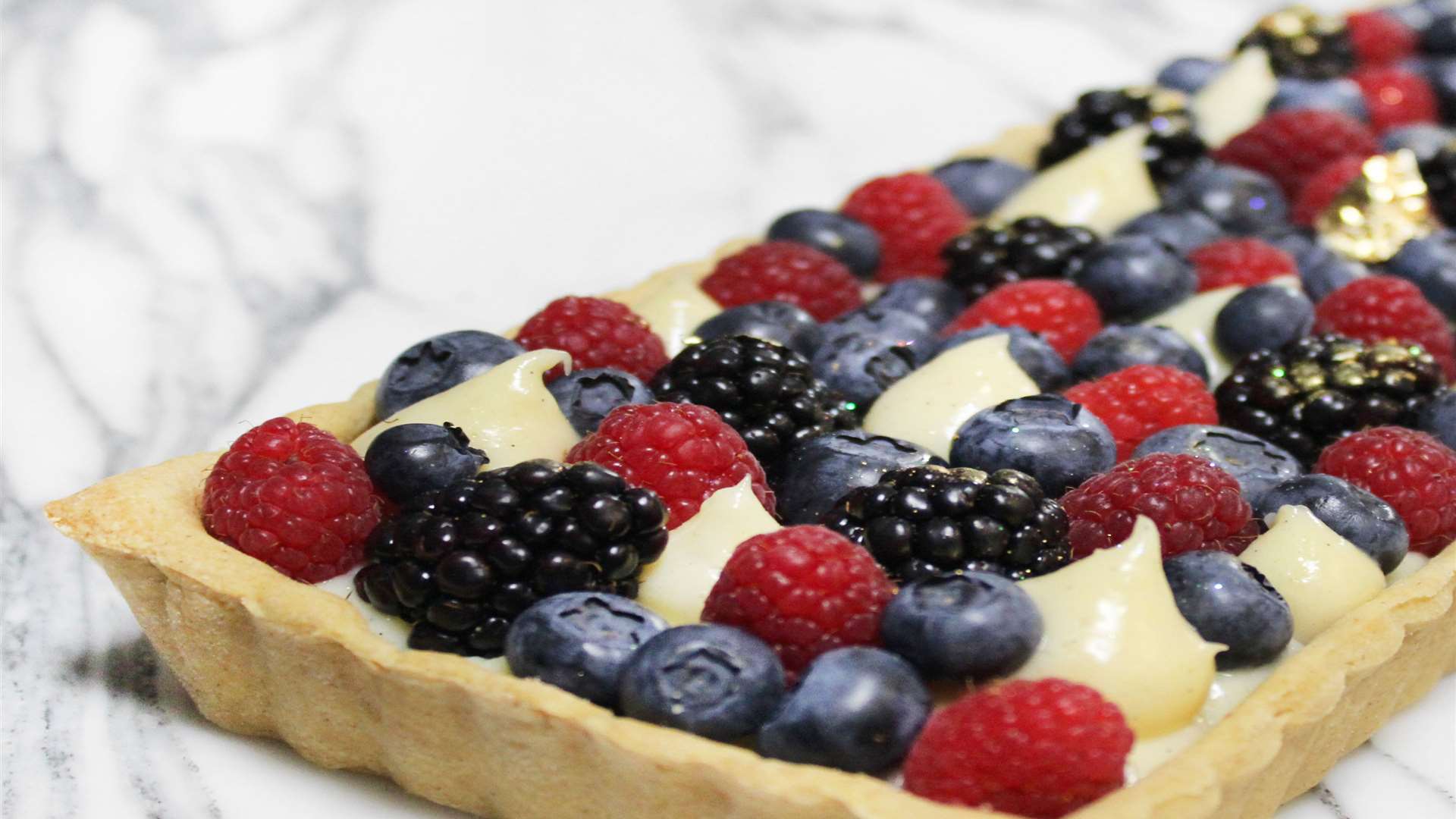 The creme patiserie and fresh fruit tart