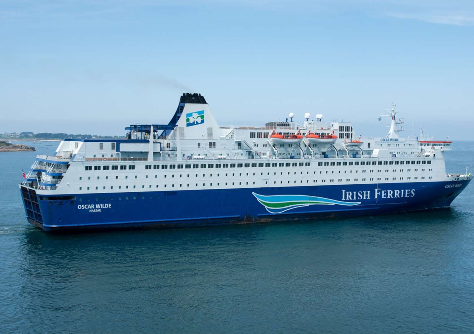 Book early and save 15% on ferry trips from Dover to France