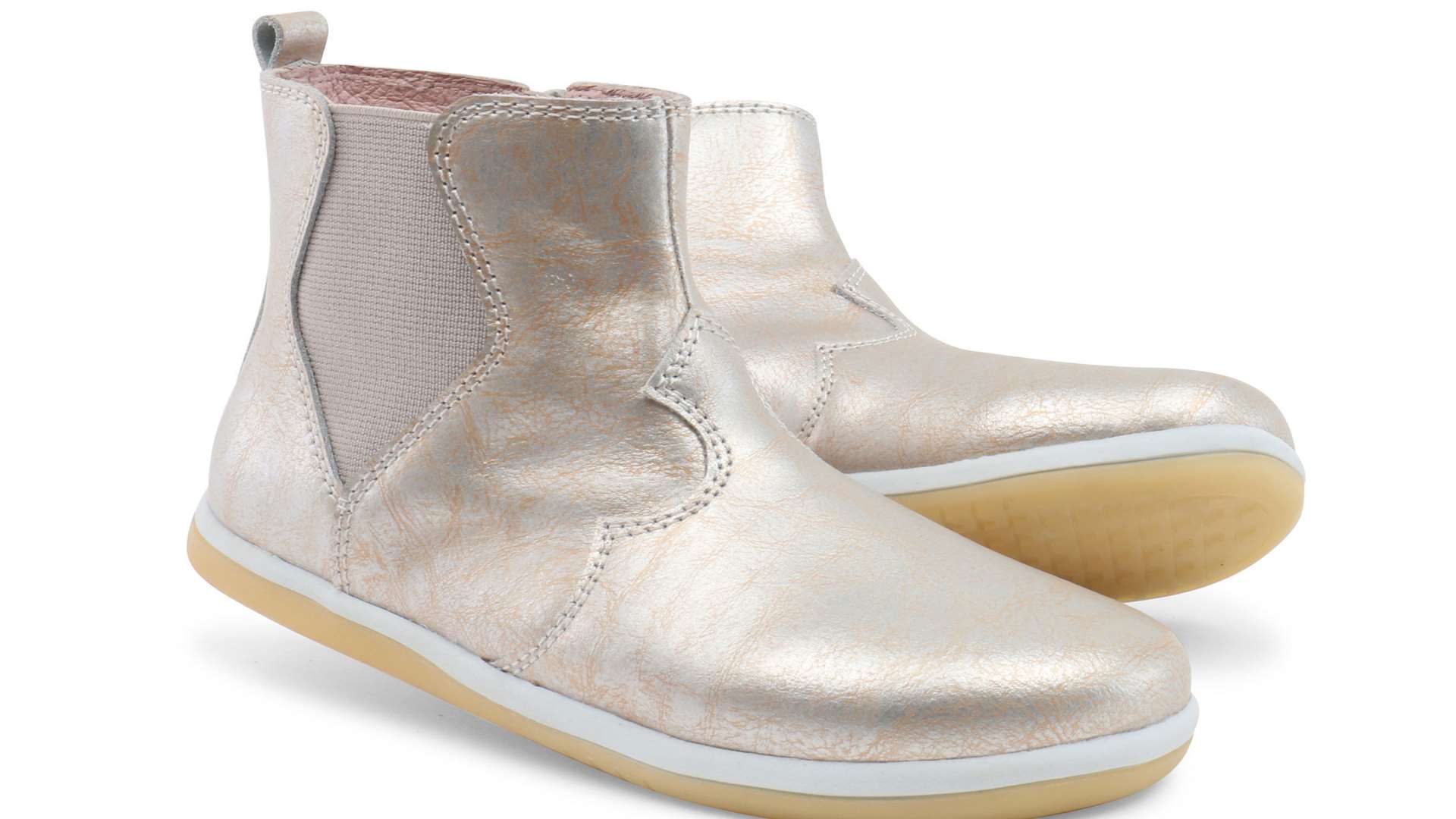 These molten boots by Bobux are perfect for winter days